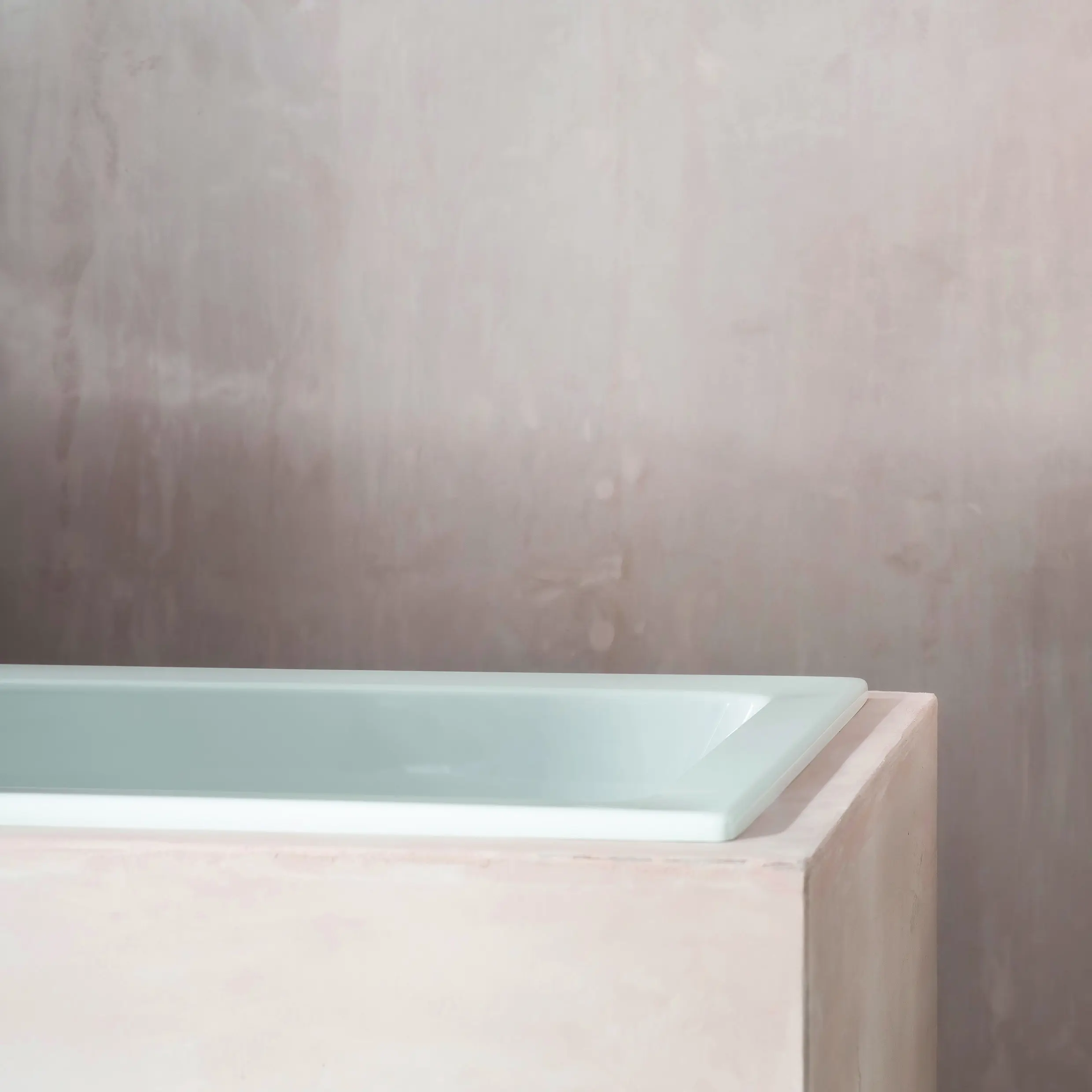 QUANTUM Quantum Double Ended Bath with Legs 1700x800mm DE