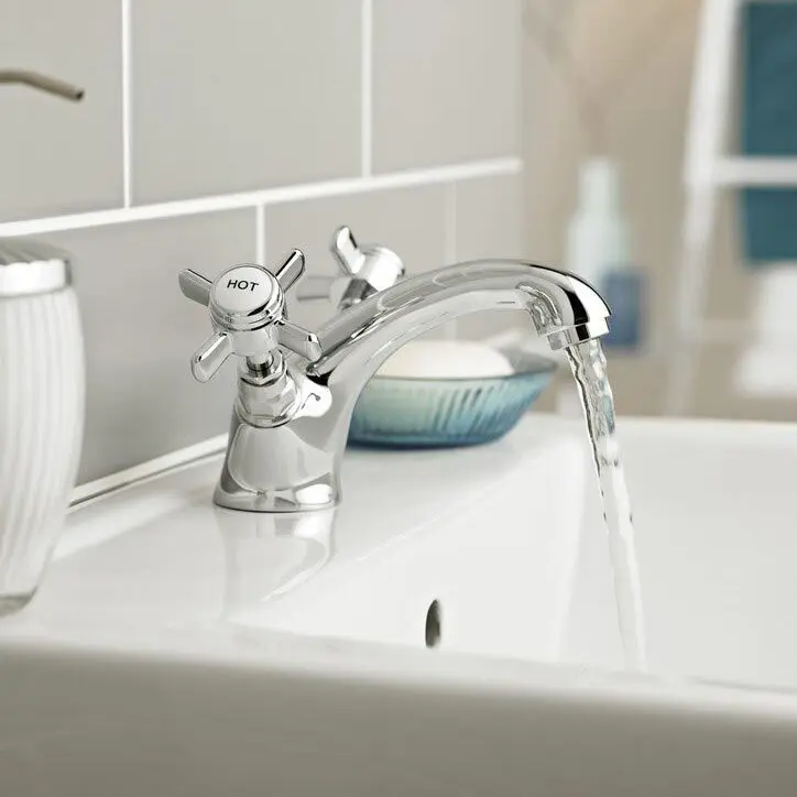 Klassique Traditional Chrome Mono Basin Mixer Tap With Click Waste
